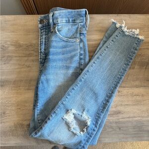 AE Distressed High rise jeggings